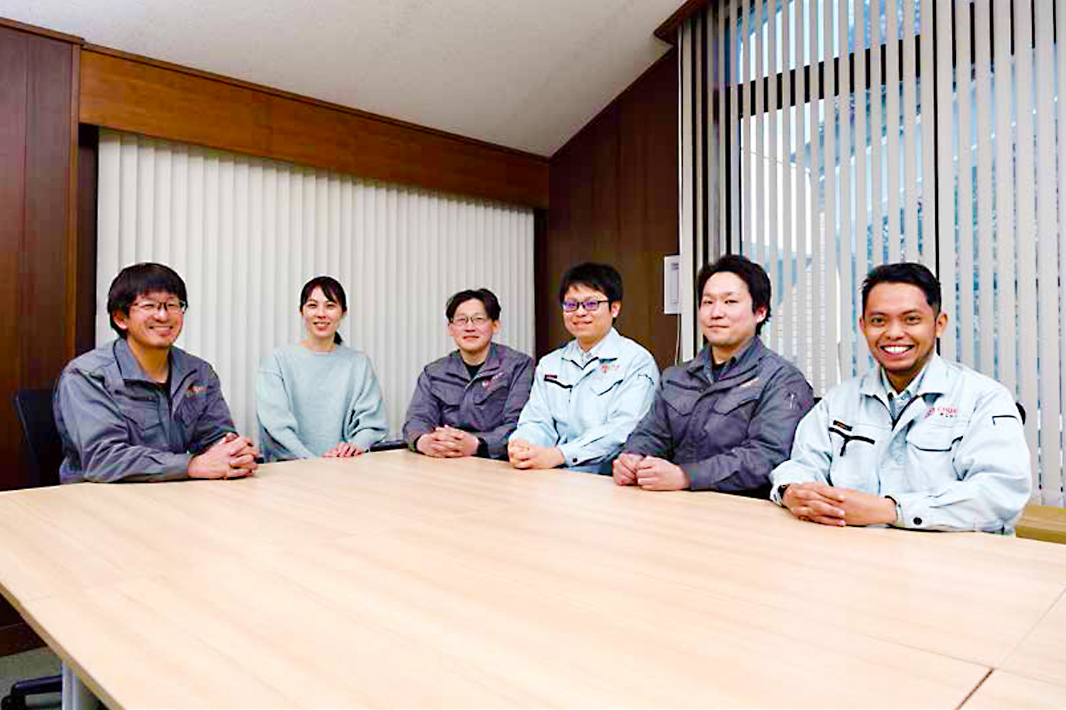 若手社員座談会