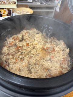 サラメシ 日本蕎麦打ち協会の皆様ご来社で。中工精機株式会社 - 粉砕技術業界No1プロフェッショナル